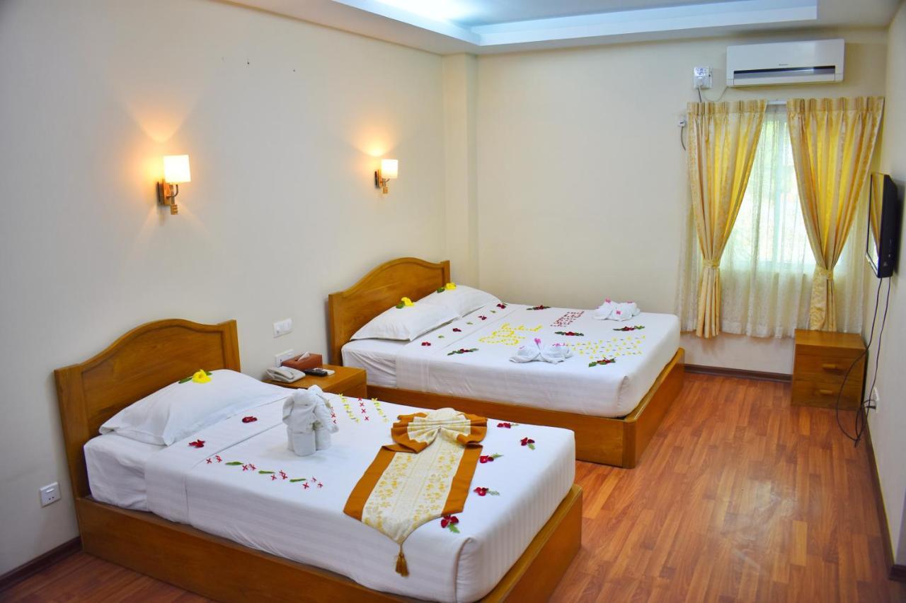 Shwe Poe Eain Hotel New Bagan Exteriör bild
