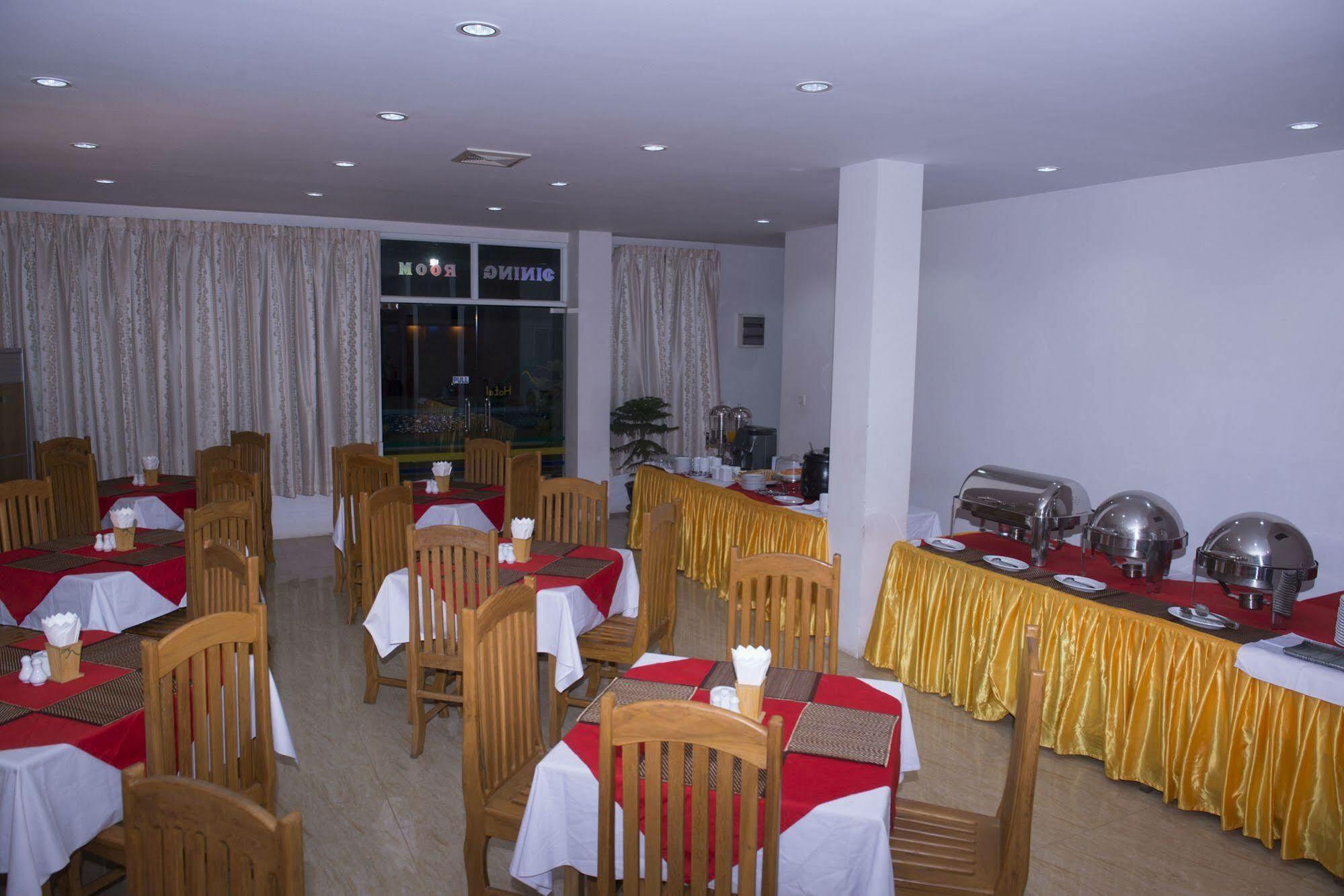 Shwe Poe Eain Hotel New Bagan Exteriör bild