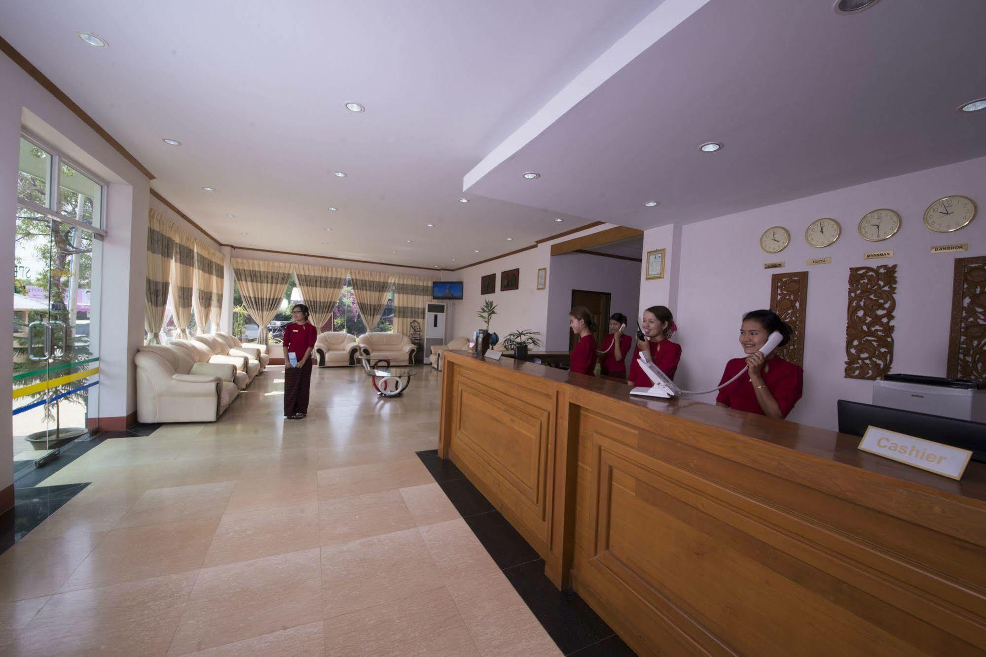 Shwe Poe Eain Hotel New Bagan Exteriör bild